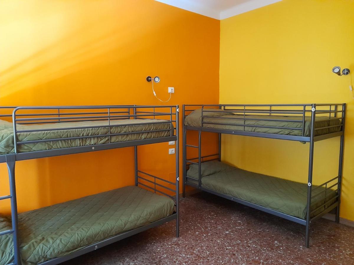Pisa Train Station Hostel Luaran gambar
