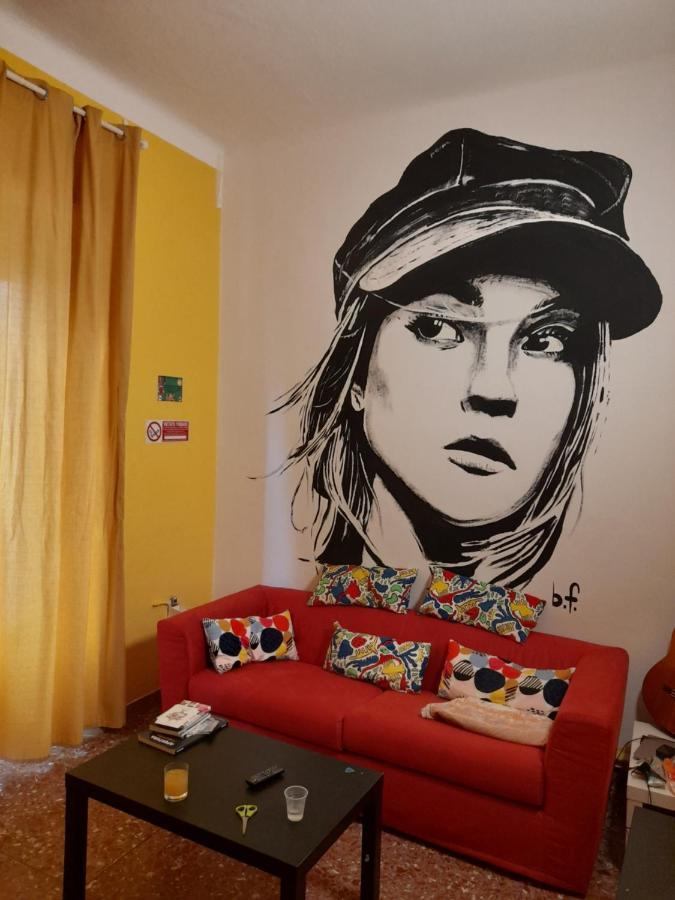 Pisa Train Station Hostel Luaran gambar