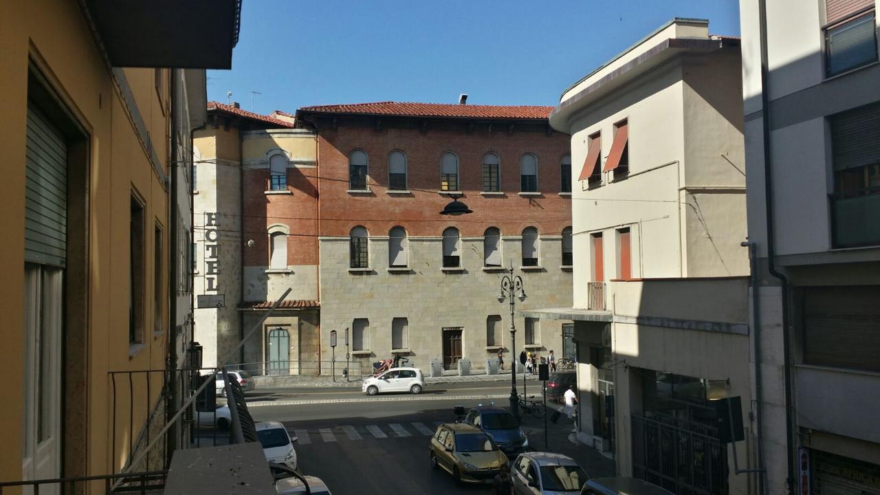 Pisa Train Station Hostel Luaran gambar