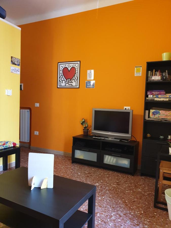 Pisa Train Station Hostel Luaran gambar