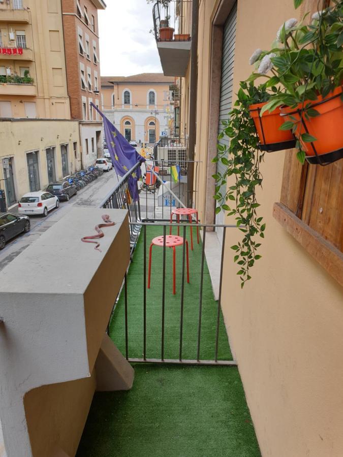 Pisa Train Station Hostel Luaran gambar